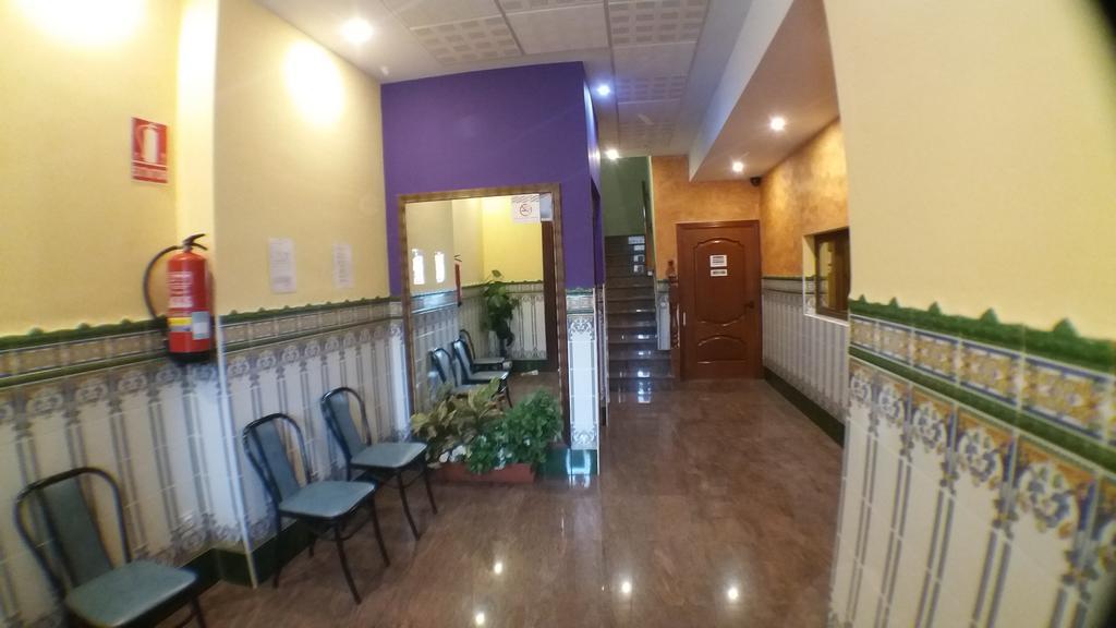 Hostal Venecia II Monzon Exterior photo